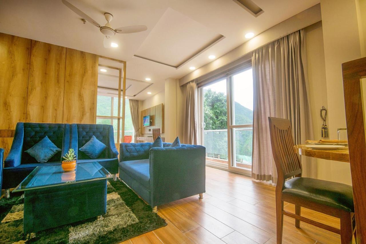 Shivaay Morex- A Vegetarian Hotel Дармсала Екстер'єр фото