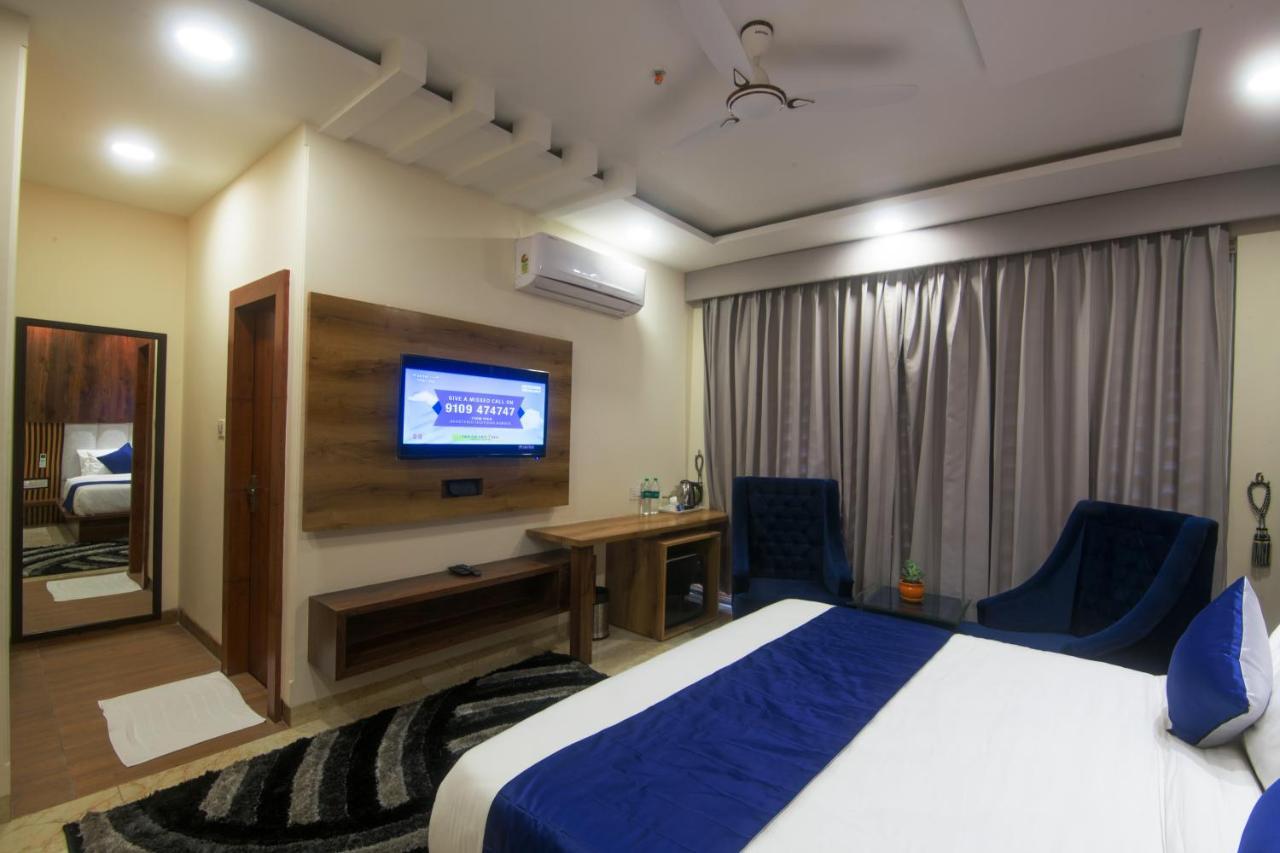 Shivaay Morex- A Vegetarian Hotel Дармсала Екстер'єр фото